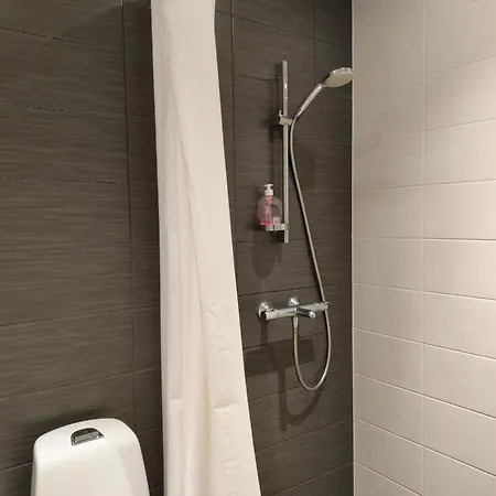 & Bbq & Free Parking