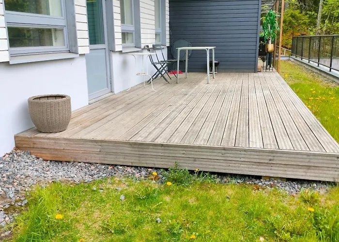 & Bbq & Free Parking *